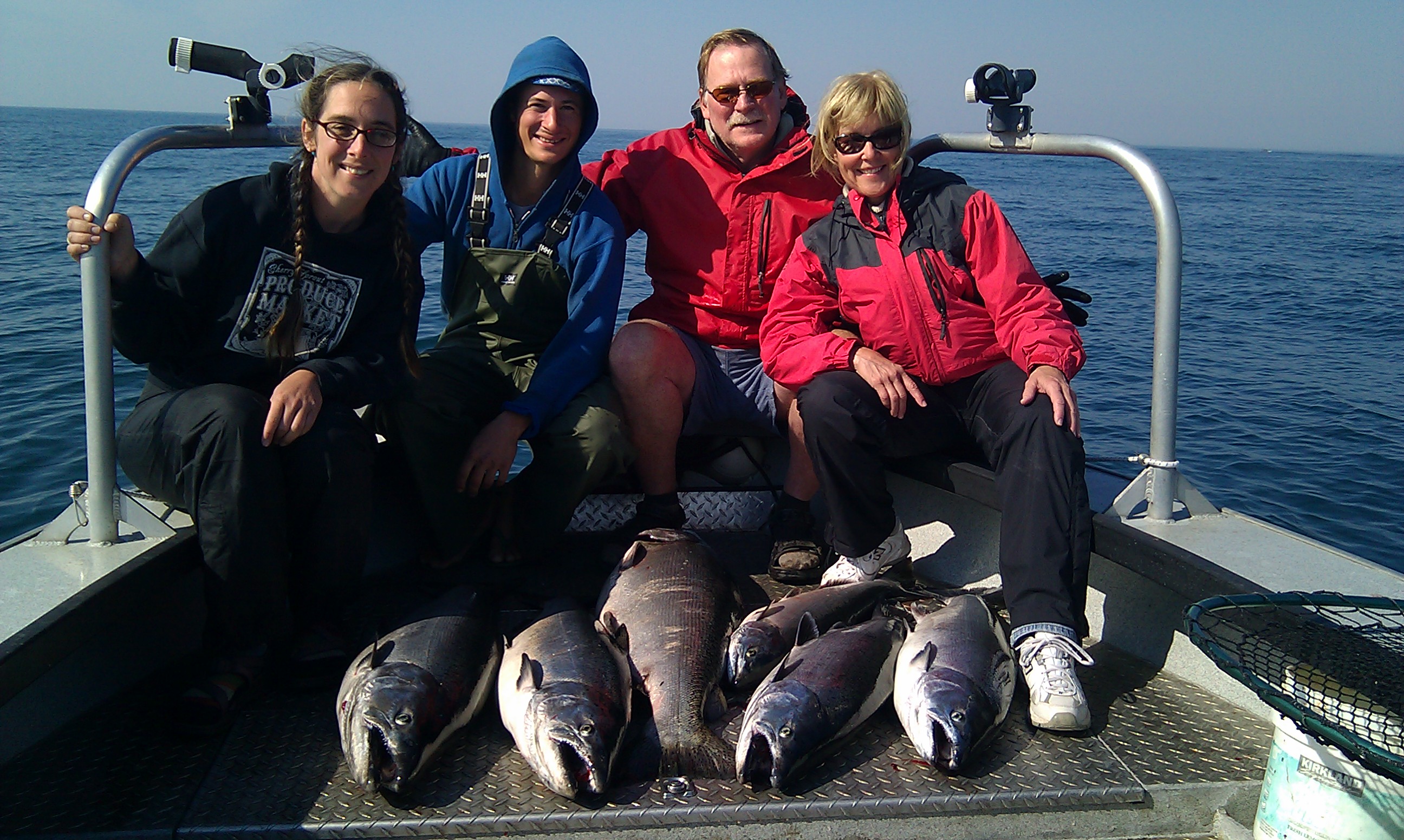 Family sportfishing in Oregon